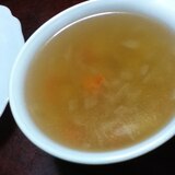 かまぼこと野菜のコンソメスープ